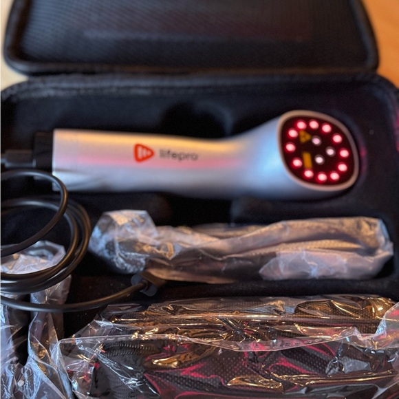 LifePro Silver Handheld Massager - Picture 2 of 7
